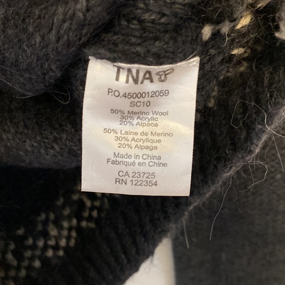 Aritzia TNA alpaca wool cardigan sweater size small - Picture 6 of 6